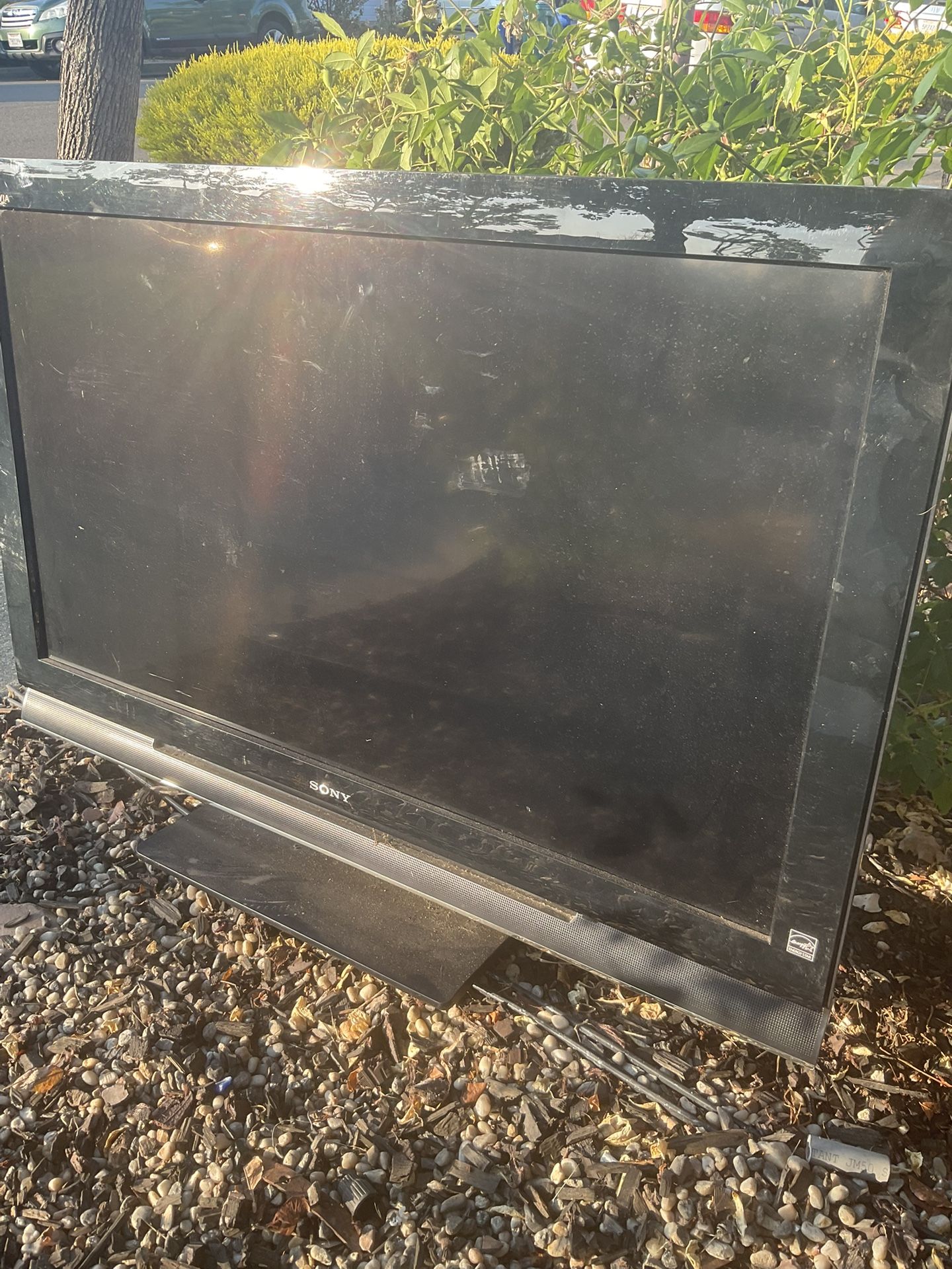 Free 40” Sony 1080p LCD TV