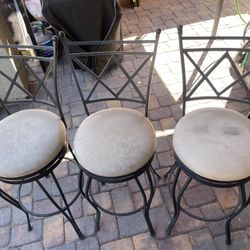 3 Bar Stools