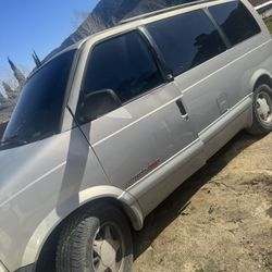 Chevy Astro Van 2000