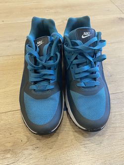 Men’s air max shoes size 9