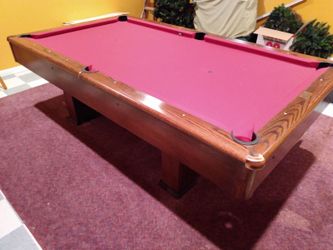8ft regulation size pool table like new