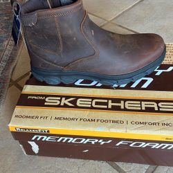 Sketchers Men’s Memory Foam Boots New In Box