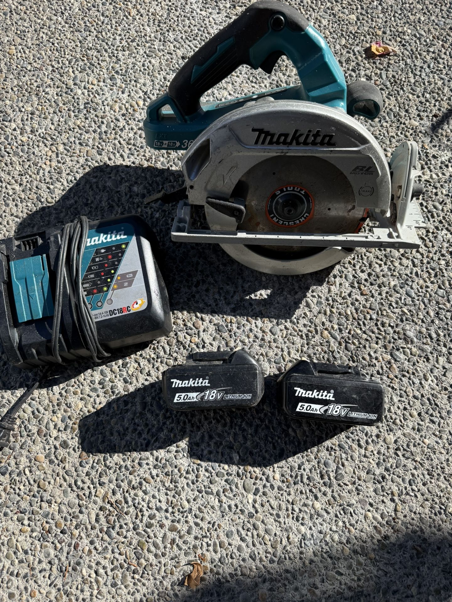 Makita 36v Skilsaw 7 1/4