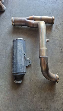 Exhaust muffler