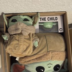 Used Baby Yoda/Grogu Box