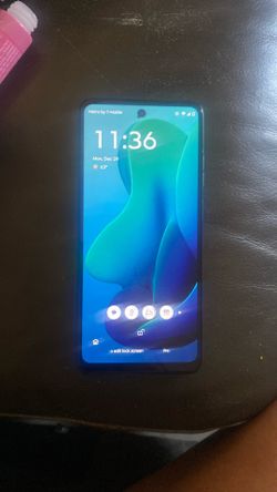 Metro Motorola Phone