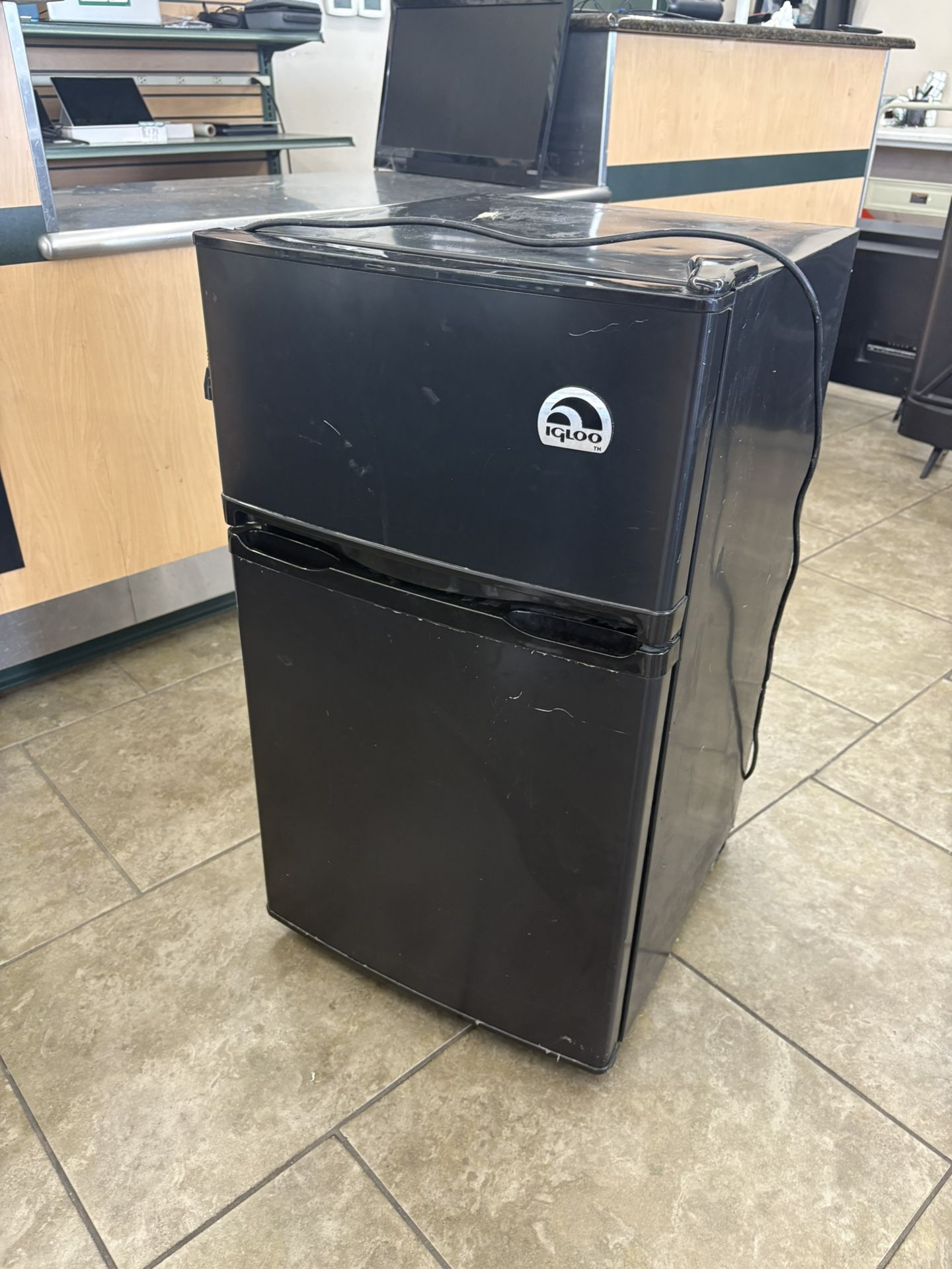 Mini Fridge With Freezer Attached