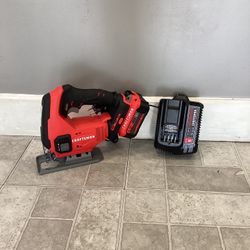 Craftsman CMCS600 Jigsaw With Battery And Charger 