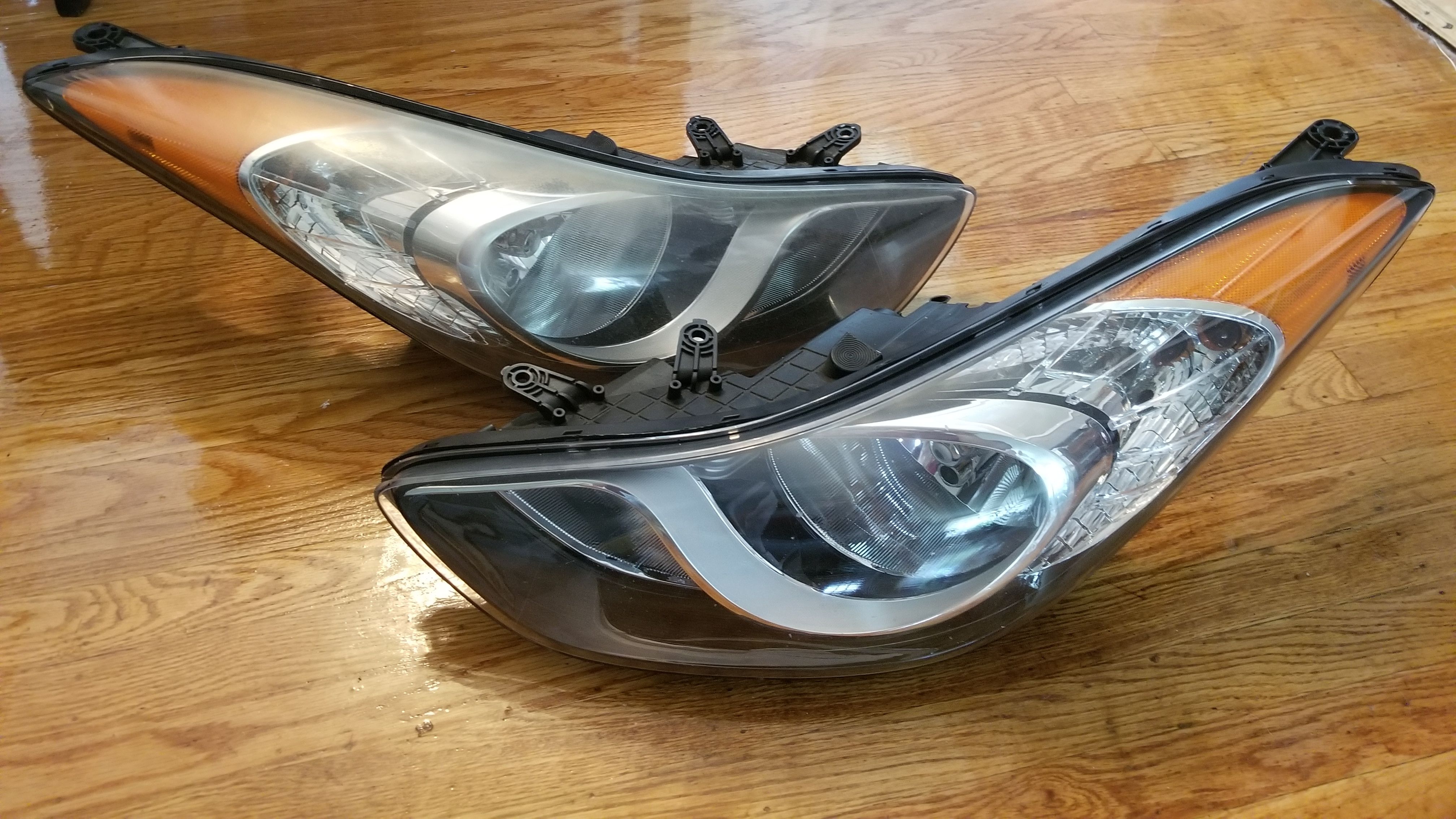 Hyundai Elantra 11-13 lights