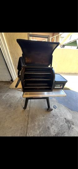 Traeger Timberline 850 Wood Pellet WiFi Grill Black