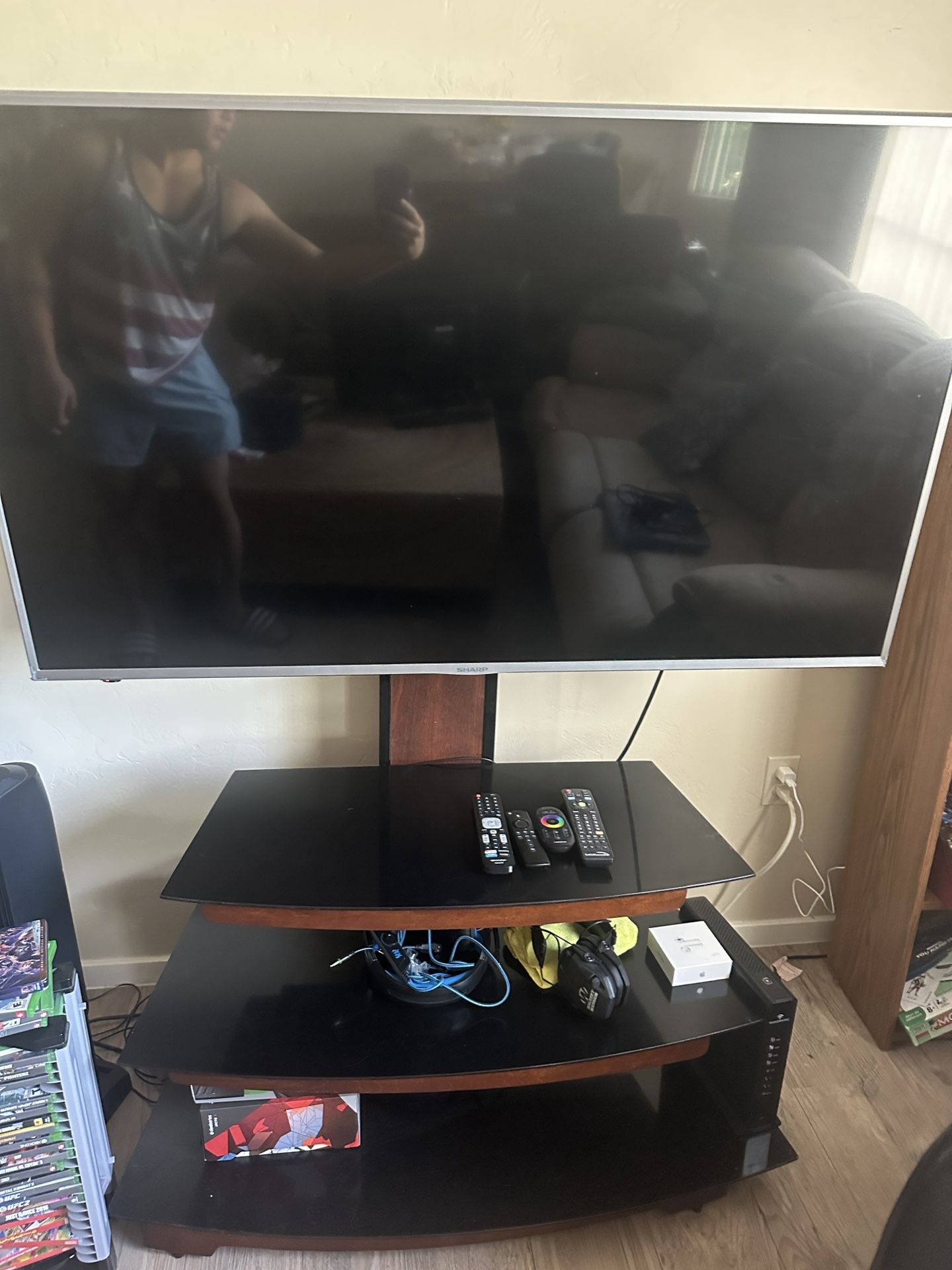 Sharp TV 65 Inch