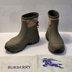 Burberry House Check Rain Boot Green