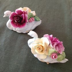 Staffordshire China Thorley Swans