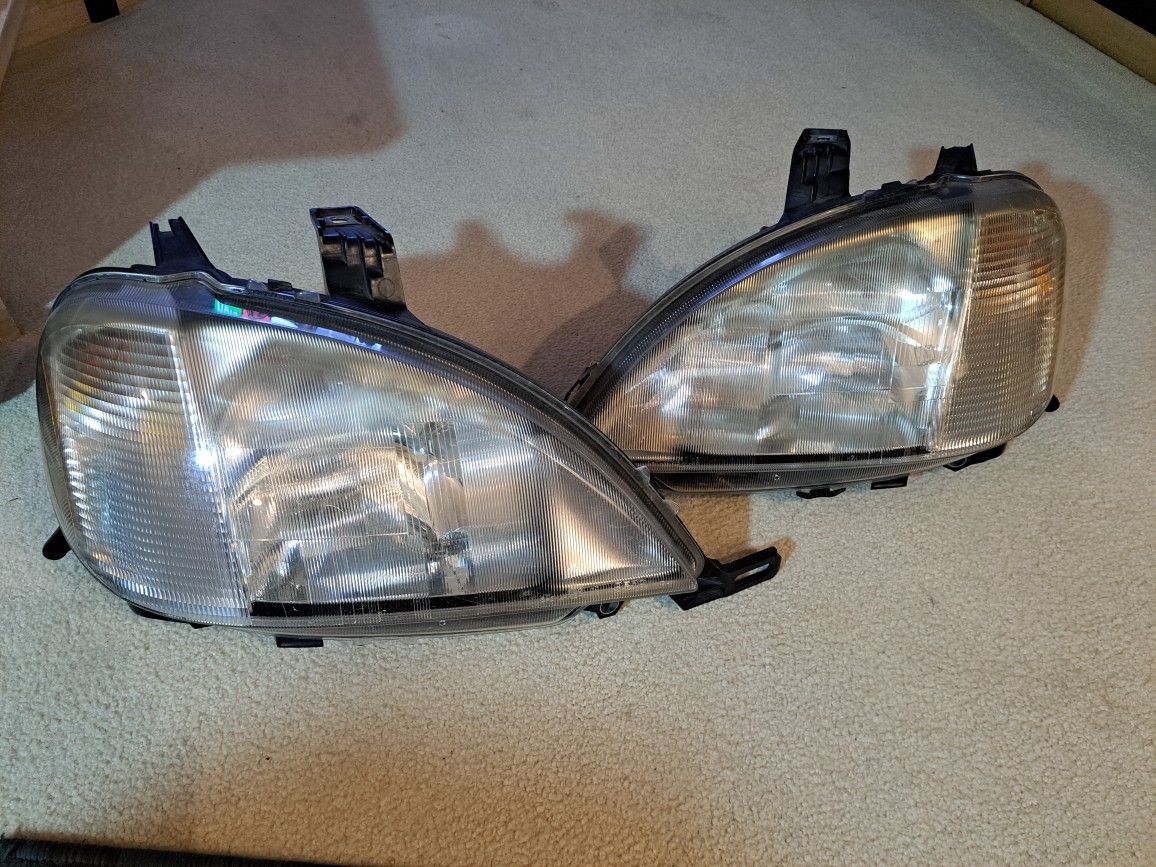 〕 Headlights For 1(contact info removed) Mercedes ML320