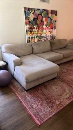 Sectional couch