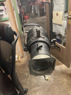 Altman 3.5 Q-5-MT Ellipsoidal 48 Degree, Silver Stage Lighting I