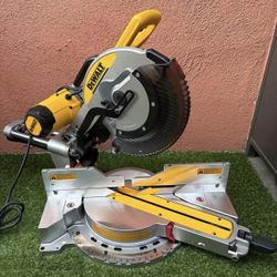 DEWALT 15 Amp Corded 12 in. Double Bevel Sliding Compound Miter Saw, Blade Wrench and Material Clamp