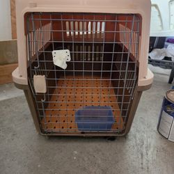 Large Dog Kennel / Crate