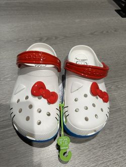 Hello Kitty Crocs