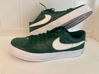 Great condition Nike size 9