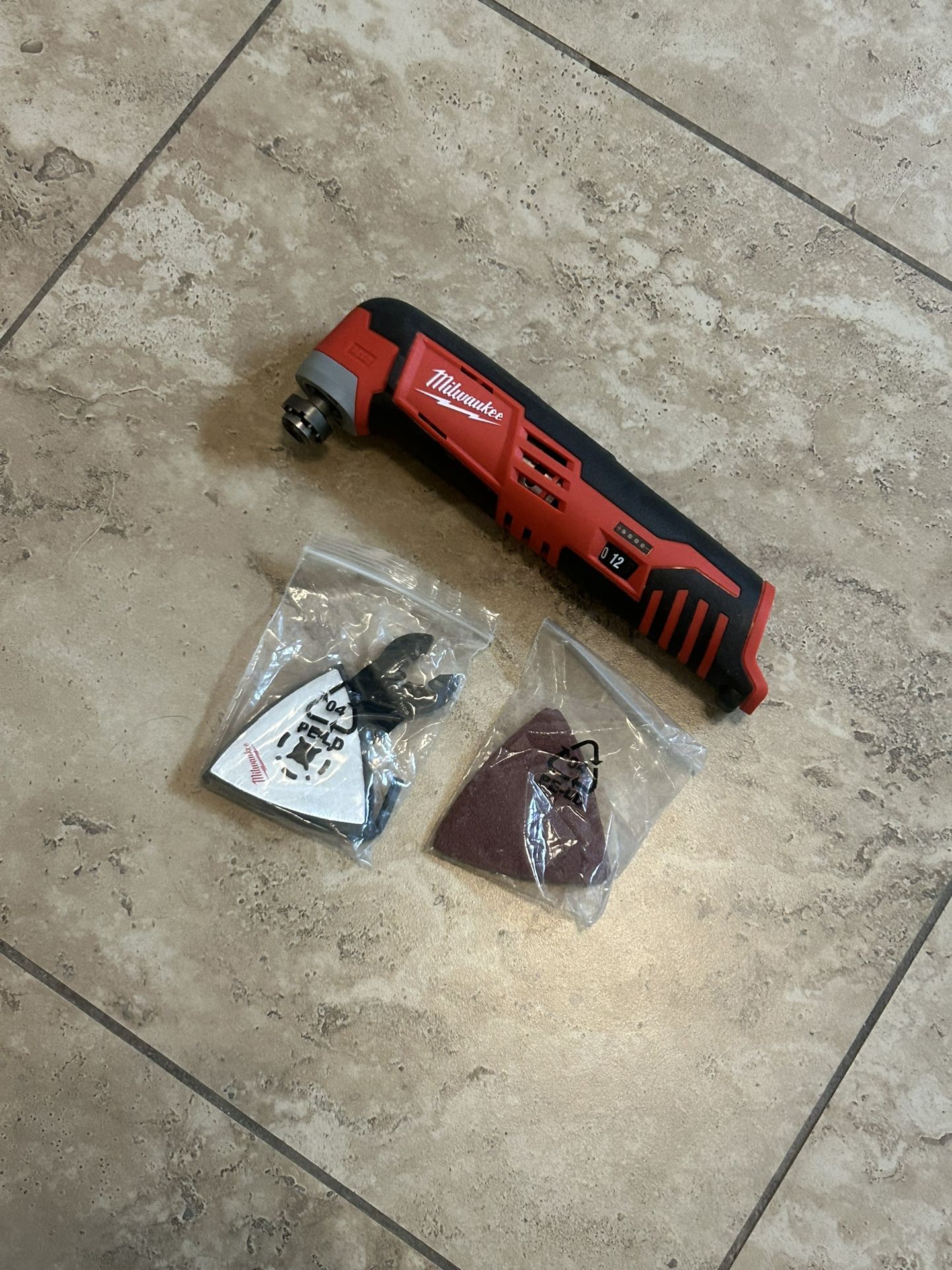 Milwaukee M12 Multi-Tool (tool Only)