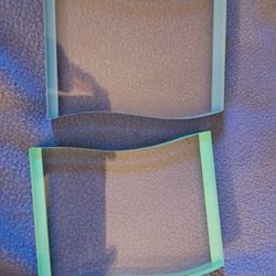 Matching Picture Frames 