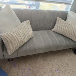 Light Gray Futon- Like New Condition 