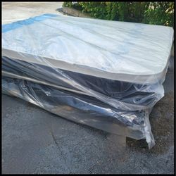 NEW QUEEN-SIZE PILLOW TOP MATTRESS & BOX SPRING ‐ 2PC