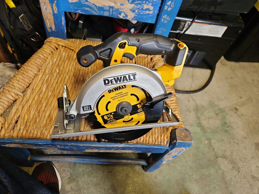 Dwwalt 20v Skill Saw