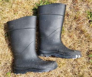 Servus muck boots Mn7 Wm9