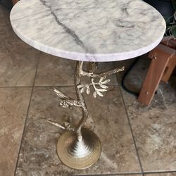 New Gold Metal Marble Top Round End Table Bird Branch Gold Base 23.5in