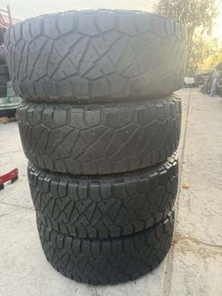 4 used tires 295/70r17 Nitto Rt 🛞free installation ‼️
