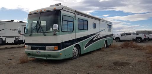 1999 Monaco Roadmaster Dynasty