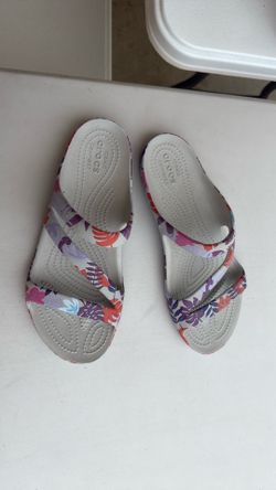 Ladies Crock Sandals