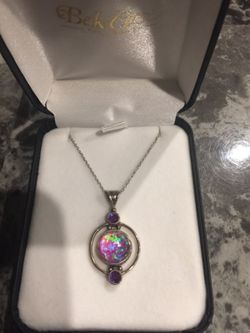 Sajen 925 Sterling silver necklace with beautiful charm 18" inches $35