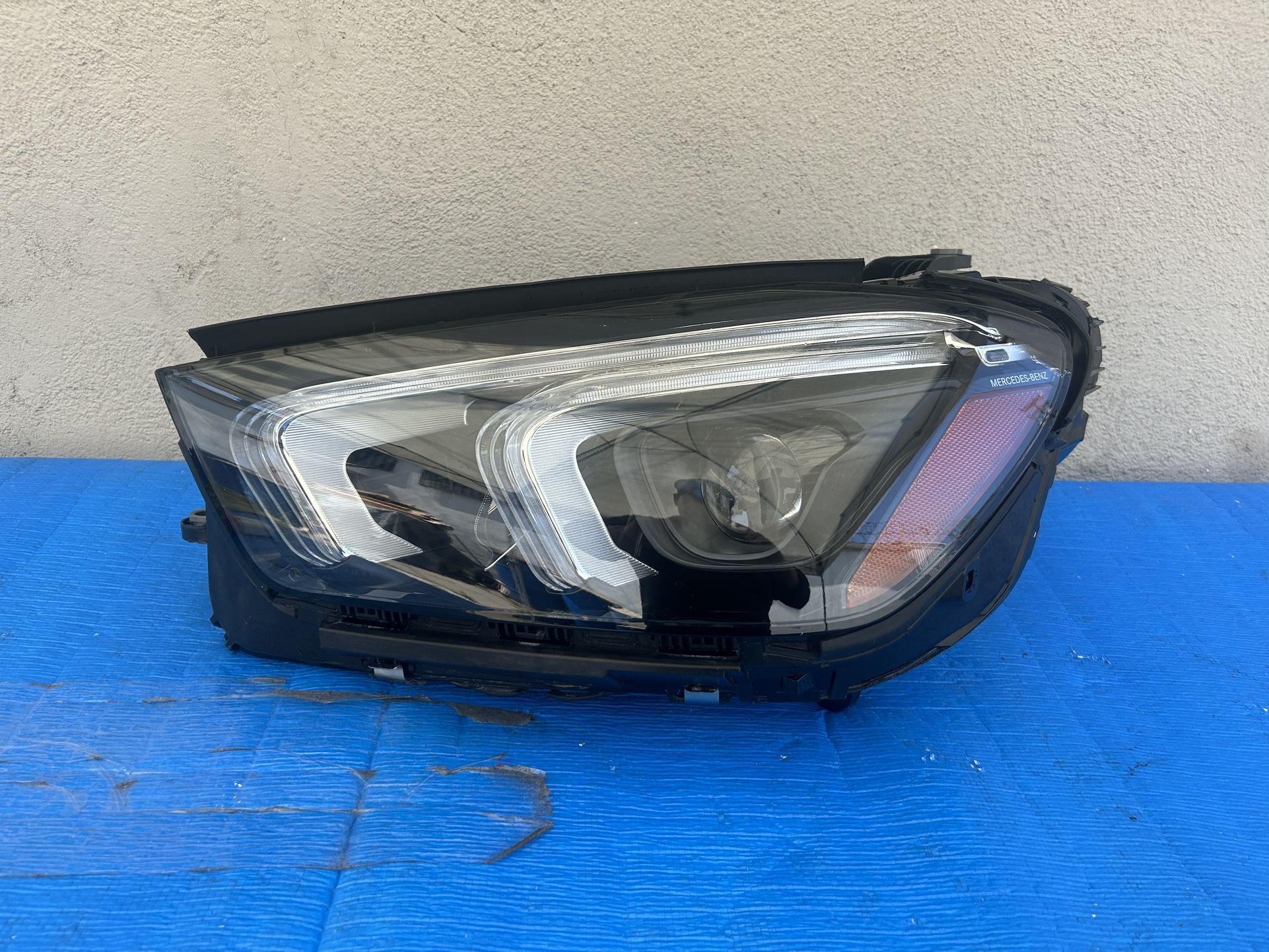 2020-2023 Mercedes Benz GLE Class GLE350 LED Headlight Driver Left OEM