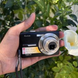 Kodak EasyShare M763 Digital Camera
