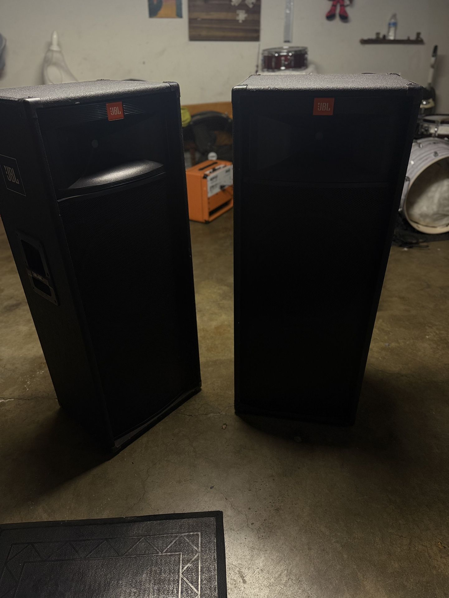 Jbl Cabinet Speakers 