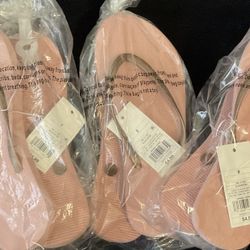Lot of 3 Pairs Flip Flops