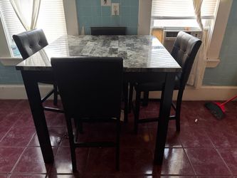 Beautiful Table and Chairs