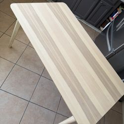 Light Wood Dining Table/Desk
