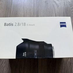Zeiss Batis 18mm f/2.8