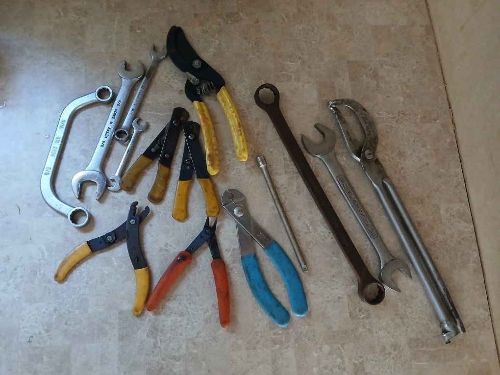 Hand Tool Bundle 