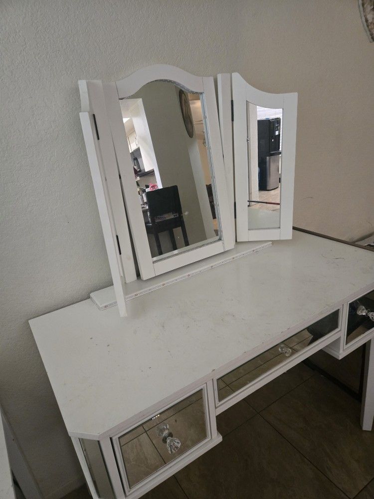 Vanity