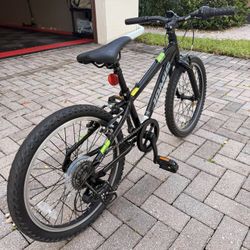 Jamis XR20 Kids Bike – Like New!