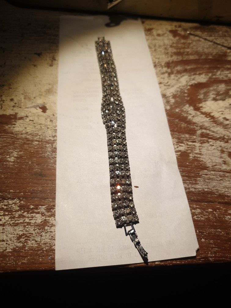 Vintage Rhinestone Bracelet. Shhh.....Diamonds