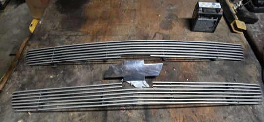 2000's Chevrolet Billet Grill And Billet Bowtie