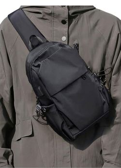 SEAFEW Small Black Sling Crossbody Backpack Shoulder Bag for Men and Women