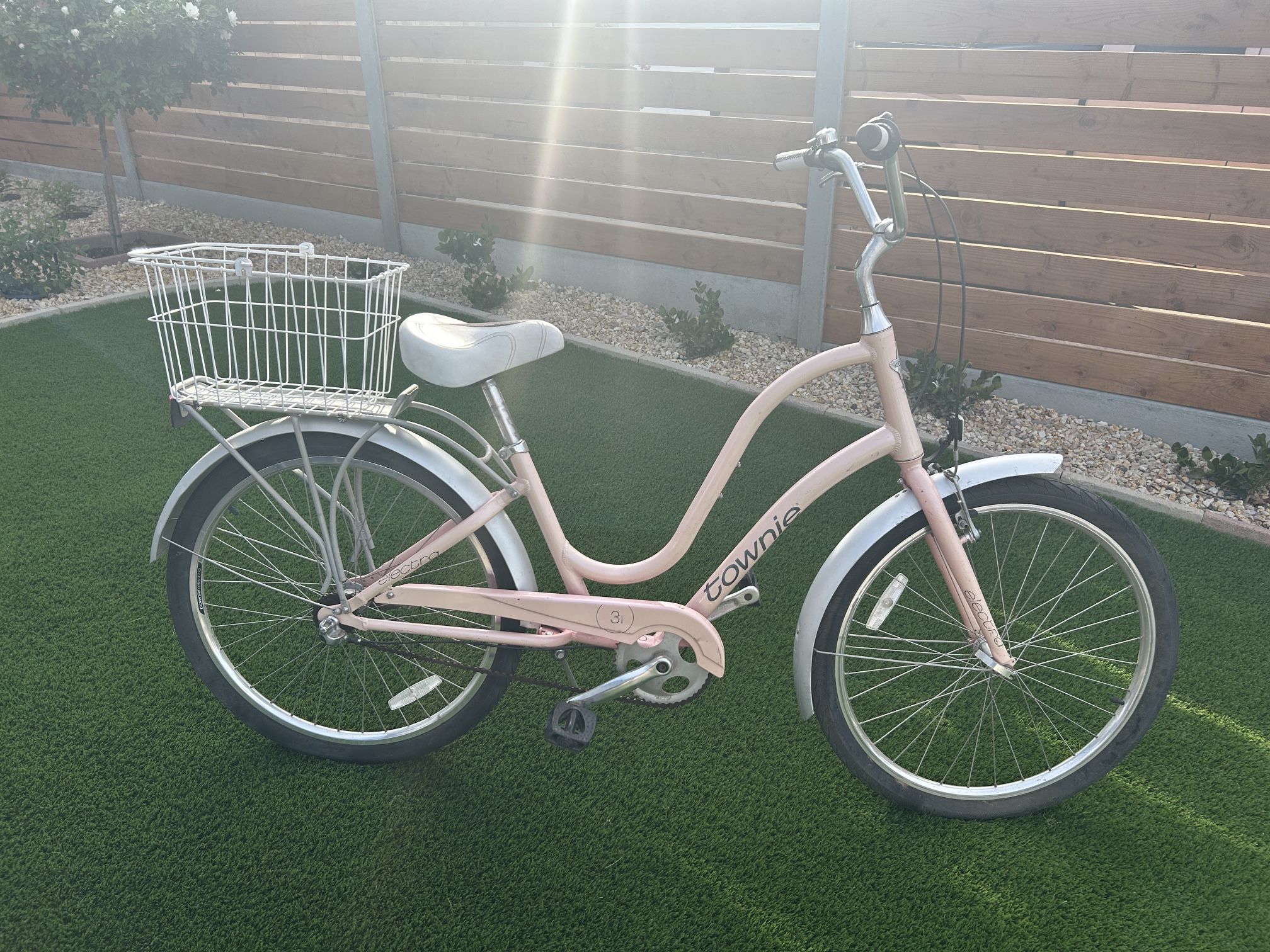 Electra Townie - Light And Quality Women Bicycle