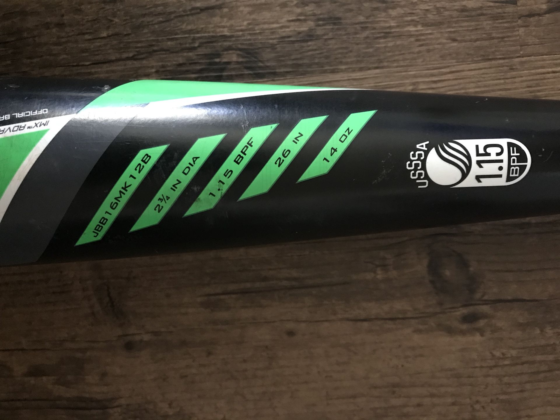 Easton MAKO baseball bat